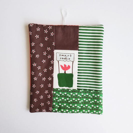 Smart Cookie Mini Wall Hanging in Green/Coral