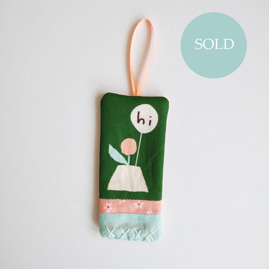 "Hi" Mini Ornament